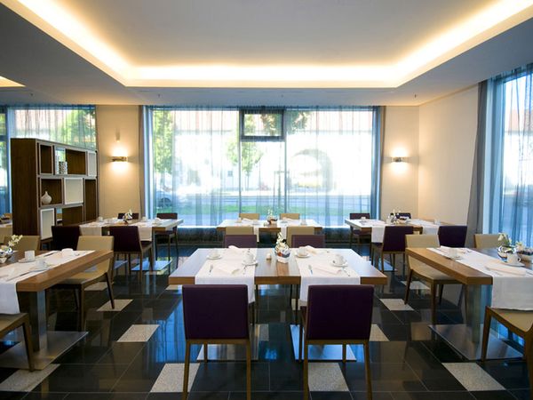 2 Tage 3 im Eurostars Grand Central Hotel mit Frühstück in München, Bayern inkl. Frühstück Unkategorisiert online kaufen 2 Tage 3 im Eurostars Grand Central Hotel mit Frühstück in München, Bayern inkl. Frühstück Unkategorisiert online kaufen