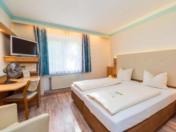 3 Tage Kurzurlaub mit Frühstück im Crombach Parkhotel in Rosenheim, Bayern inkl. Frühstück Unkategorisiert online kaufen 3 Tage Kurzurlaub mit Frühstück im Crombach Parkhotel in Rosenheim, Bayern inkl. Frühstück Unkategorisiert online kaufen