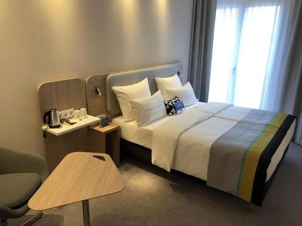 3 Tage Kurzurlaub mit Frühstück im Holiday Inn Express Munich - City East in München, Bayern inkl. Frühstück Unkategorisiert online kaufen
