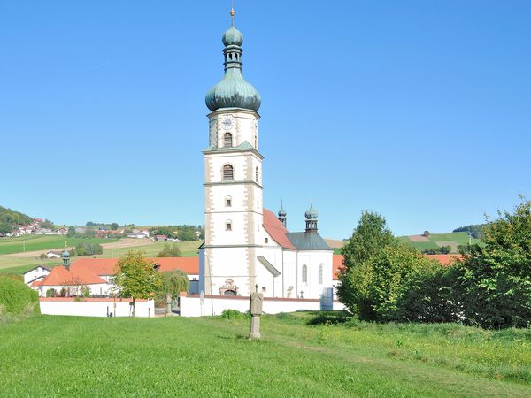 3 Tage Kurzurlaub mit HP im Hotel Herzog Heinrich in Arrach, Bayern inkl. Halbpension Unkategorisiert online kaufen 3 Tage Kurzurlaub mit HP im Hotel Herzog Heinrich in Arrach, Bayern inkl. Halbpension Unkategorisiert online kaufen