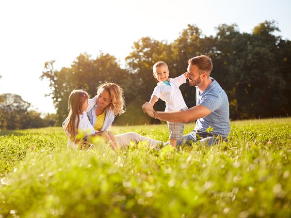 6 Tage Familienferien im Donna Hotel Klosterhof in Neukirchen b.Hl.Blut, Bayern inkl. All Inclusive Unkategorisiert online kaufen