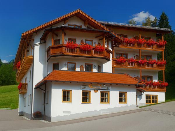 8 Tage Erlebnisurlaub - Raus in die Natur, rein in den Bayerischen Wald in Lohberg, Bayern inkl. Frühstück Unkategorisiert Produktbild