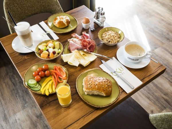 9 Tage Urlaub im Joesepp´s Hotel am Schweizerberg in Memmingen, Bayern Unkategorisiert online kaufen