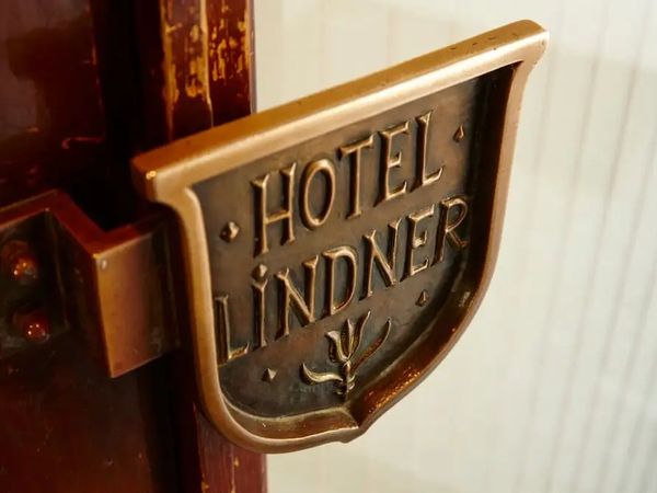 Romantikhotel in Bad Aibling - 7 Tage Auszeit mit Frühstück, Bayern inkl. Frühstück Unkategorisiert online kaufen Romantikhotel in Bad Aibling - 7 Tage Auszeit mit Frühstück, Bayern inkl. Frühstück Unkategorisiert online kaufen